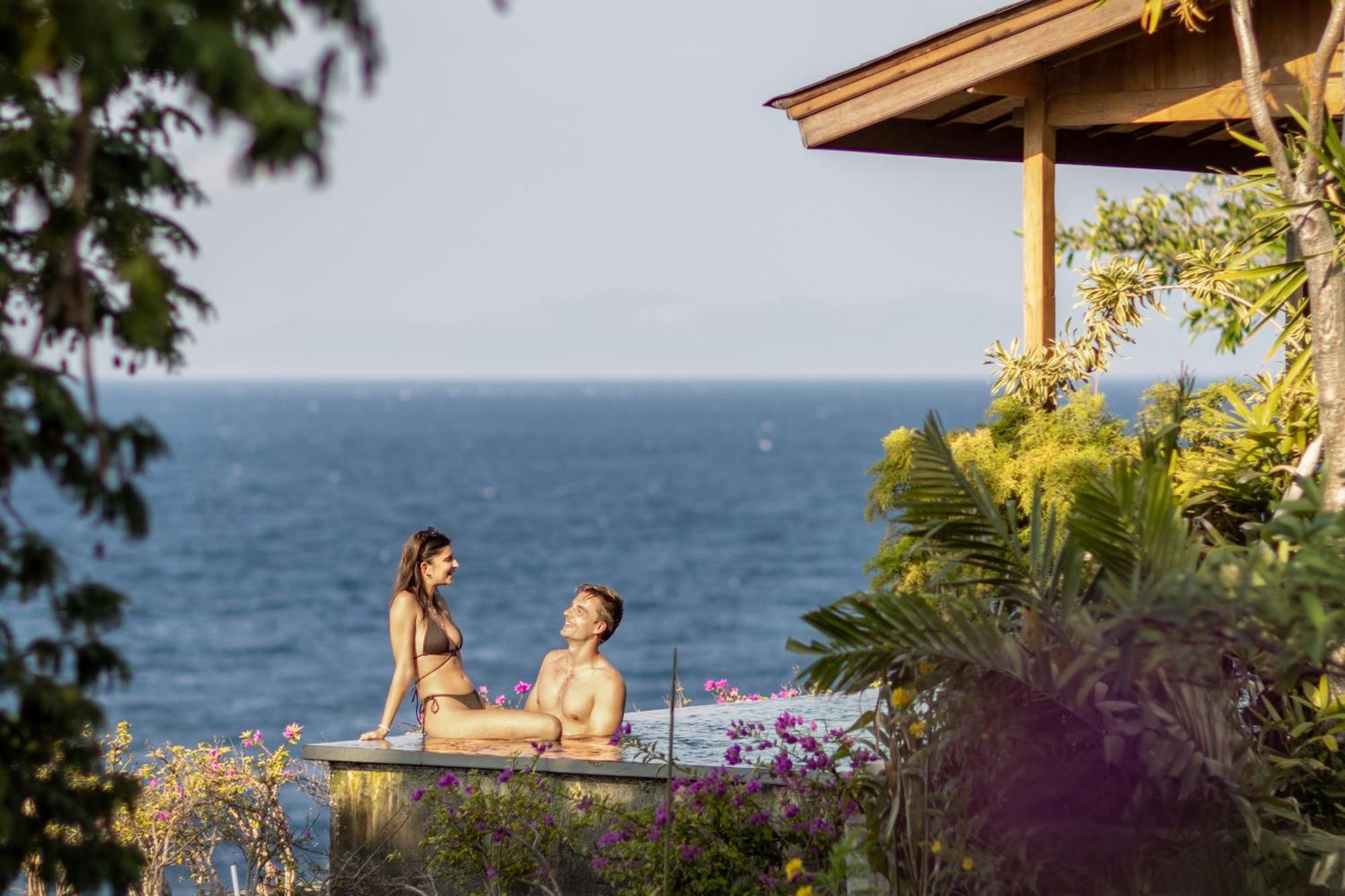 Semaya Beach Resort Tanglad ภายนอก รูปภาพ